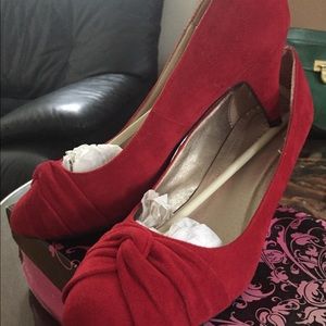 BRAND NEW Red 40’s style heels